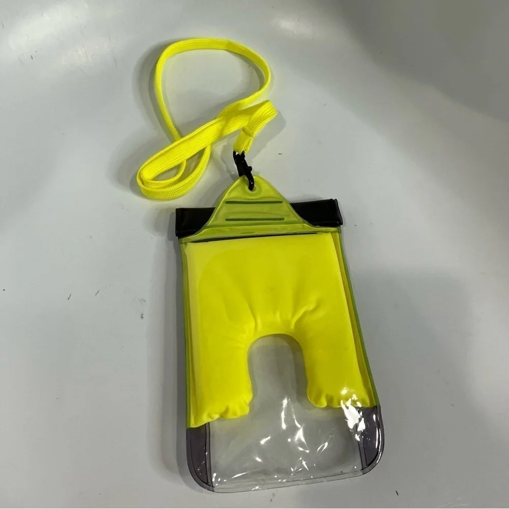 Travelon waterproof floating‎ pouch